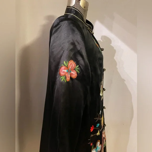 ❌ SOLD ❌ Grace Chuang silk embroidered jacket - Picture 5 of 14
